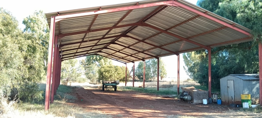 0 Bedroom Property for Sale in Petrusburg Free State